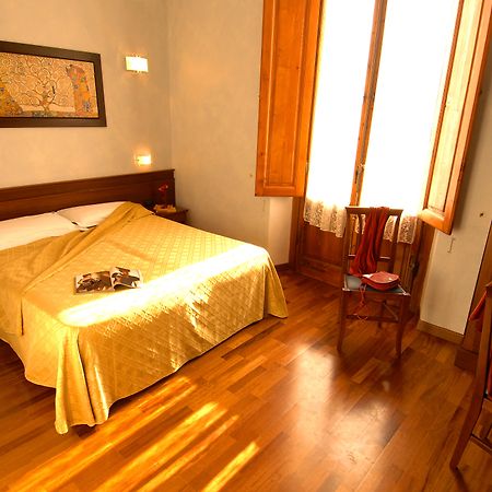 Hotel Palazzo Vecchio Флоренция Стая снимка
