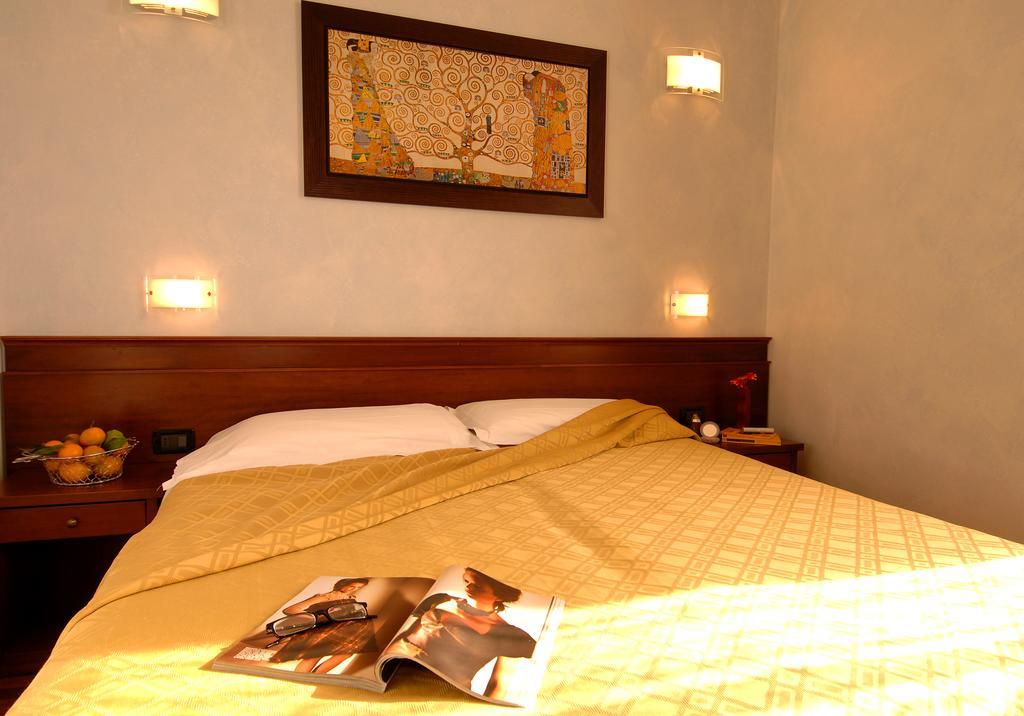 Hotel Palazzo Vecchio Флоренция Стая снимка
